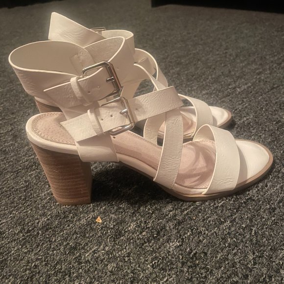 White Criss Cross Sandals - Picture 2 of 3